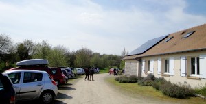 À certains moments de ce week-end portes ouvertes, le parking est trop petit !